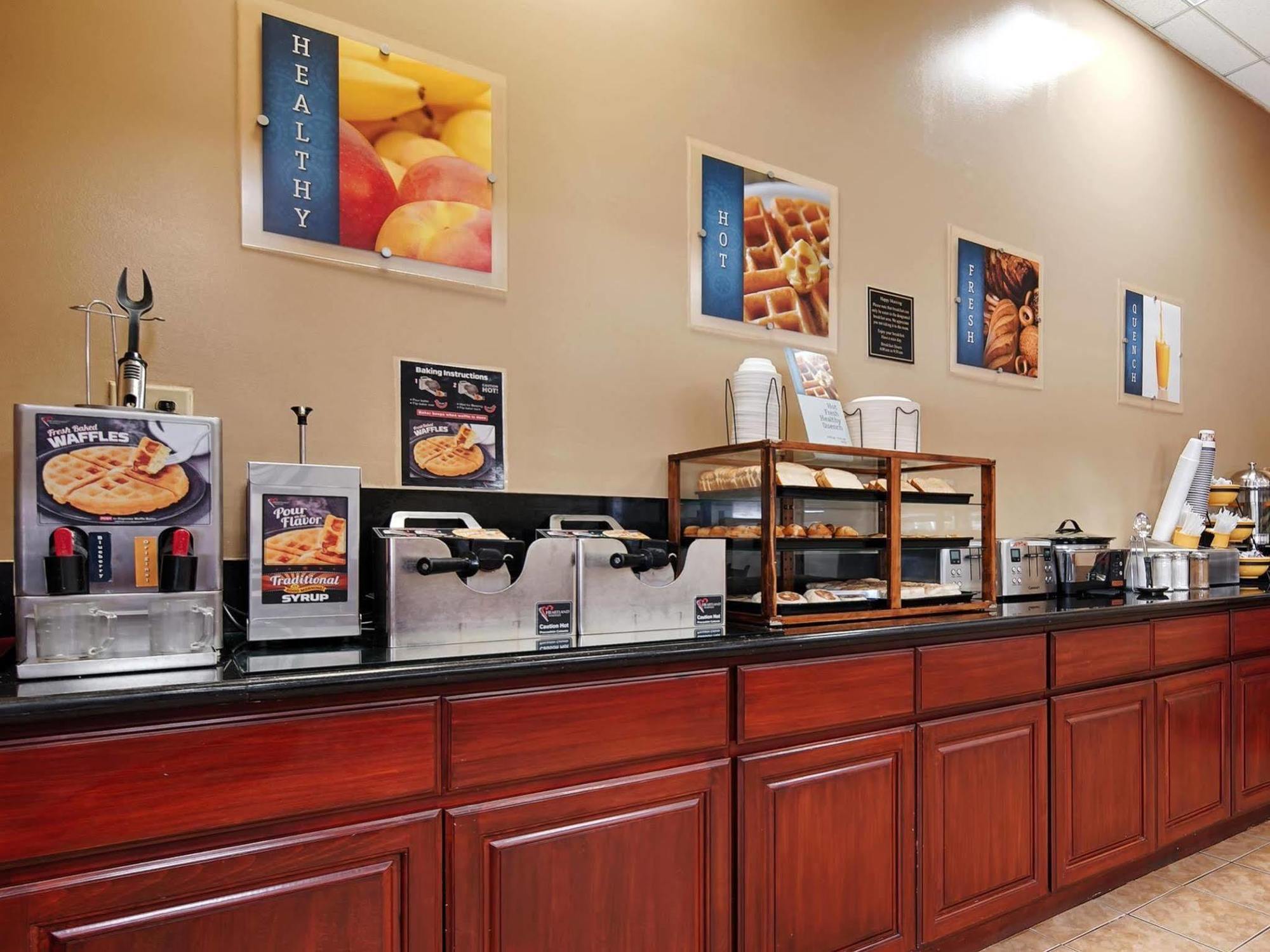 Best Western Of Long Beach Esterno foto
