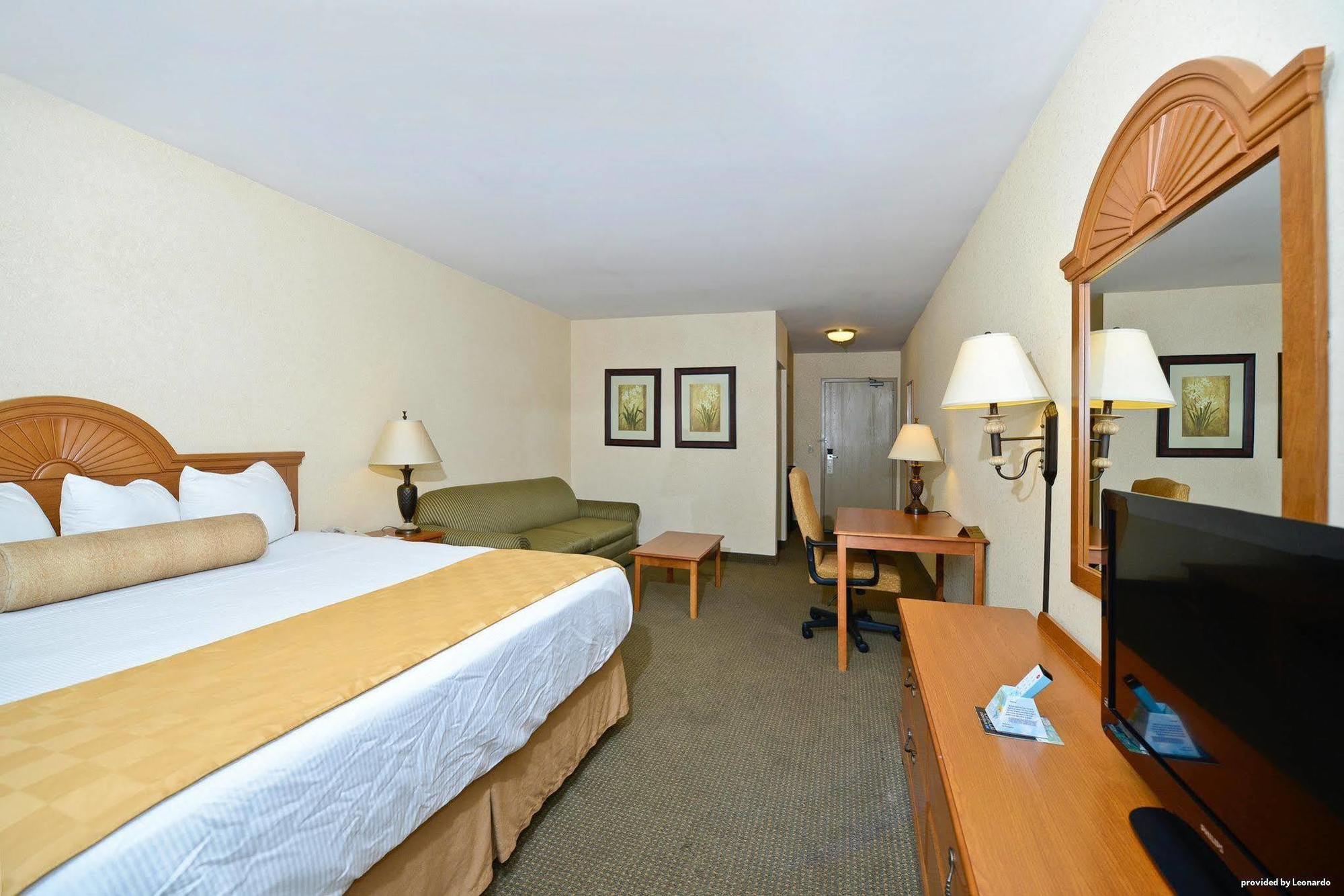 Best Western Of Long Beach Esterno foto