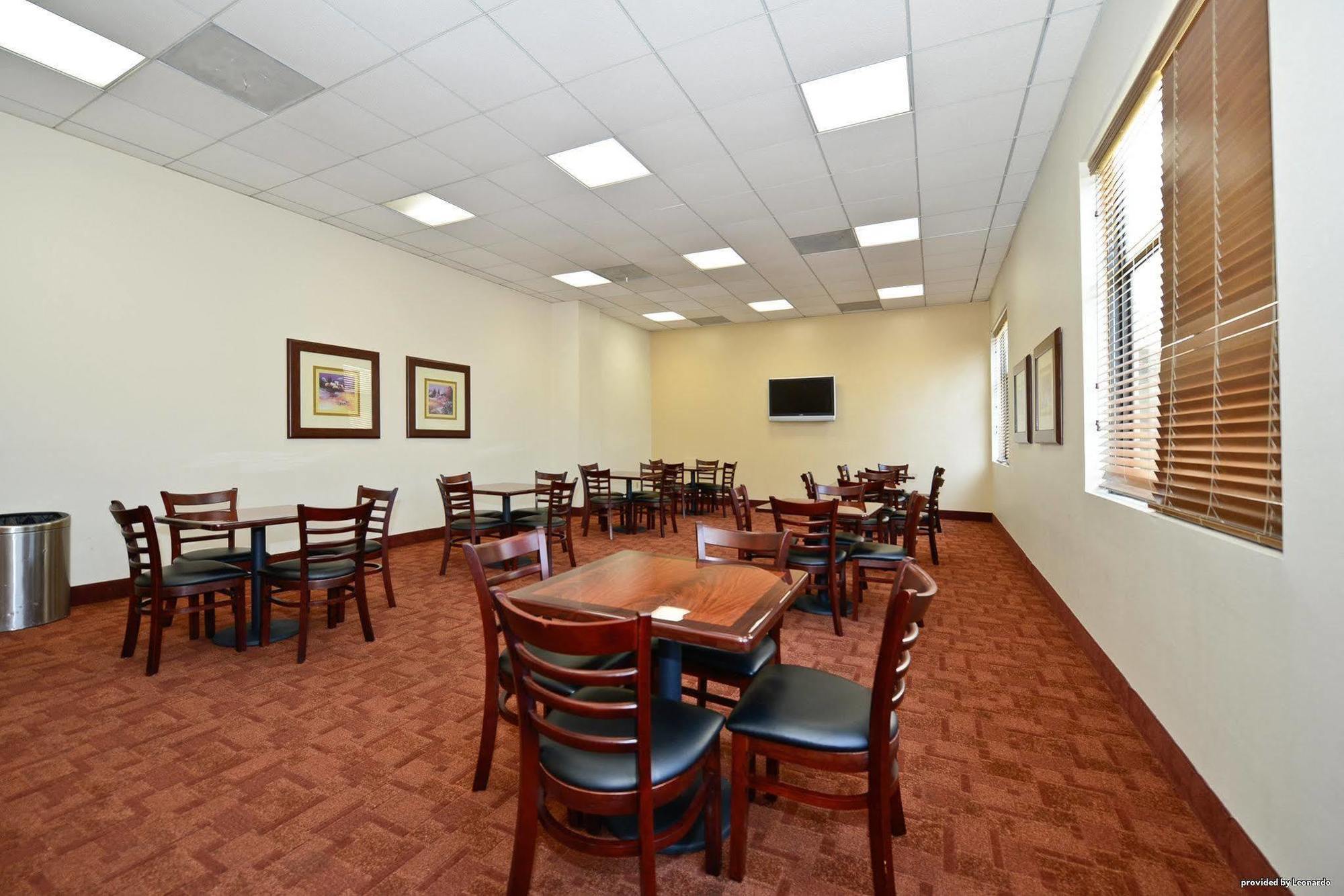 Best Western Of Long Beach Esterno foto