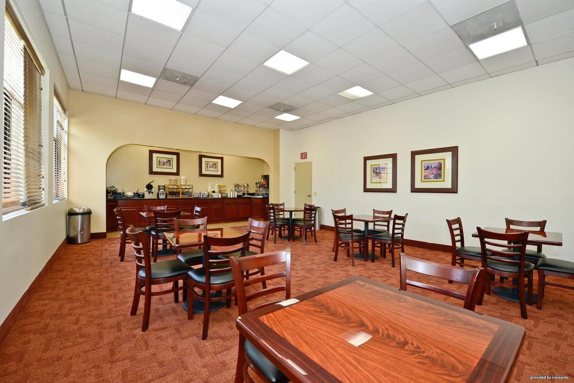 Best Western Of Long Beach Esterno foto