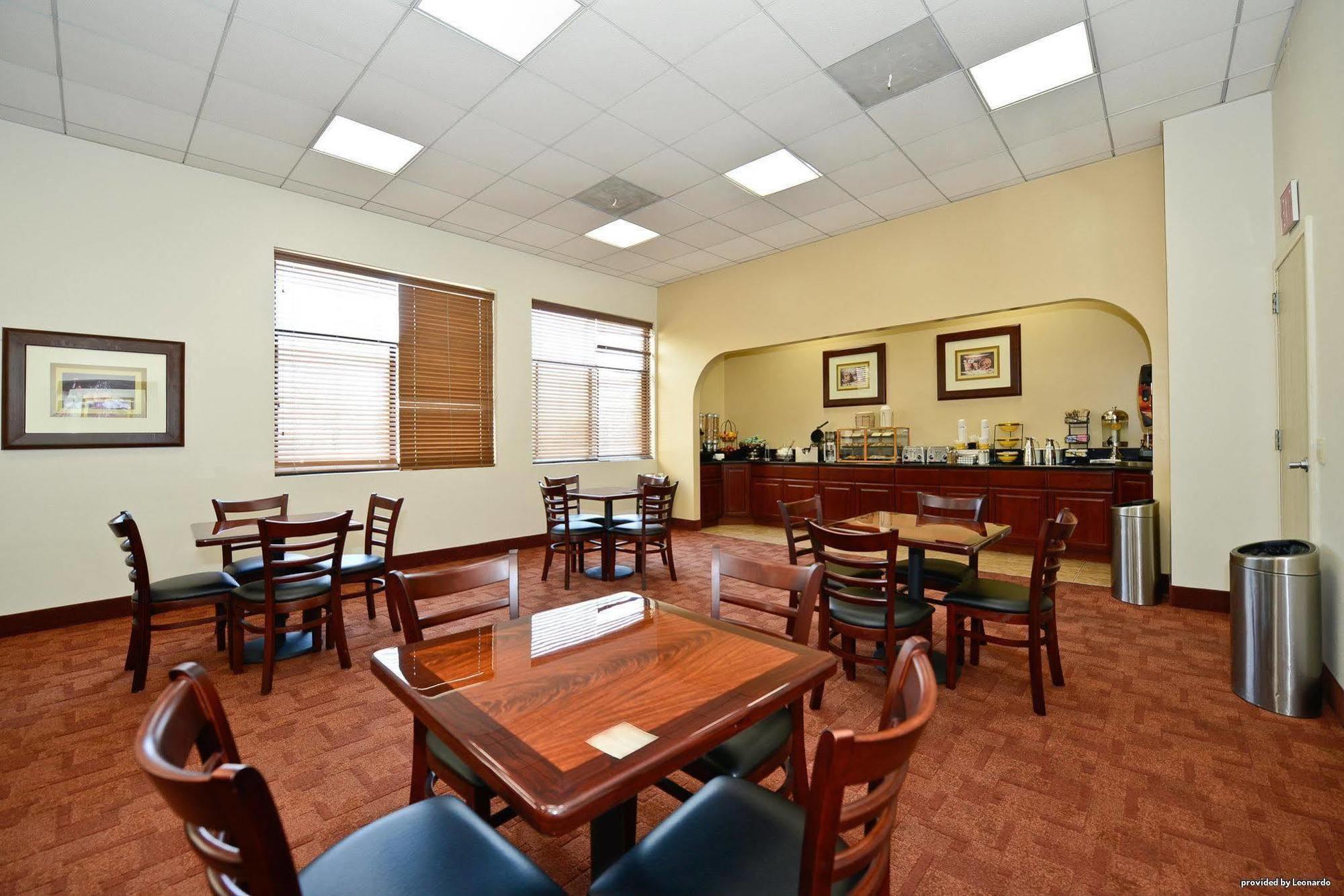 Best Western Of Long Beach Esterno foto